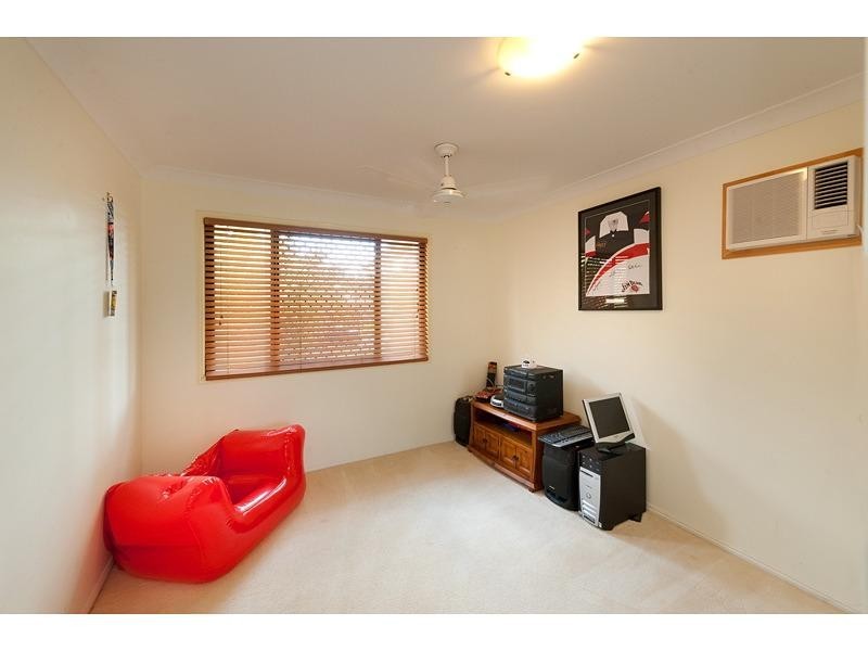 4 Percy Street, Parkhurst QLD 4702