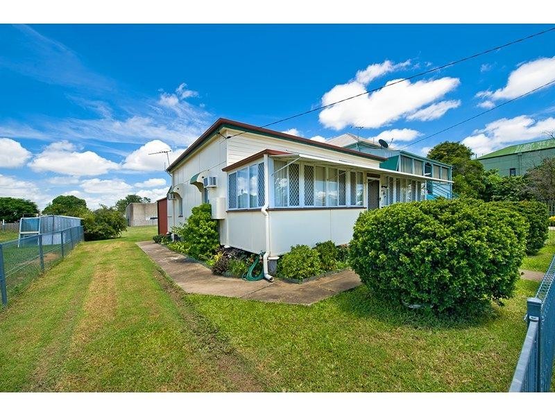 264 East Street, Depot Hill QLD 4700