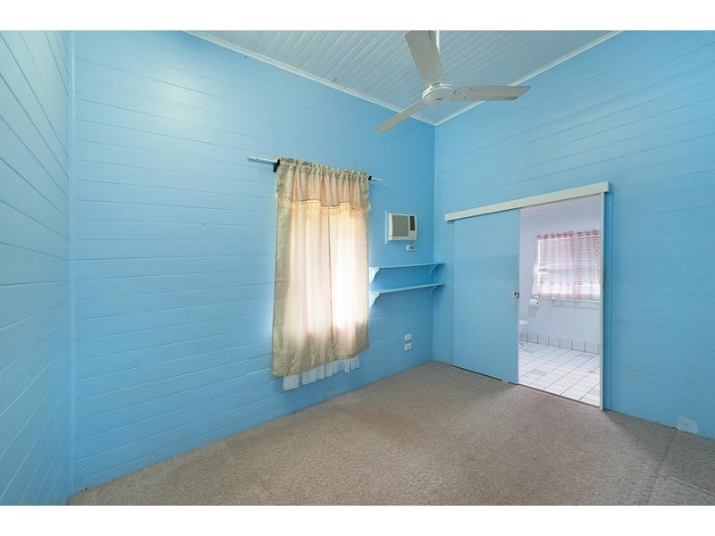 264 East Street, Depot Hill QLD 4700