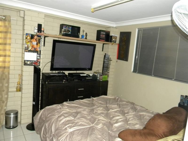 44 Medcraf Street, Park Avenue QLD 4701