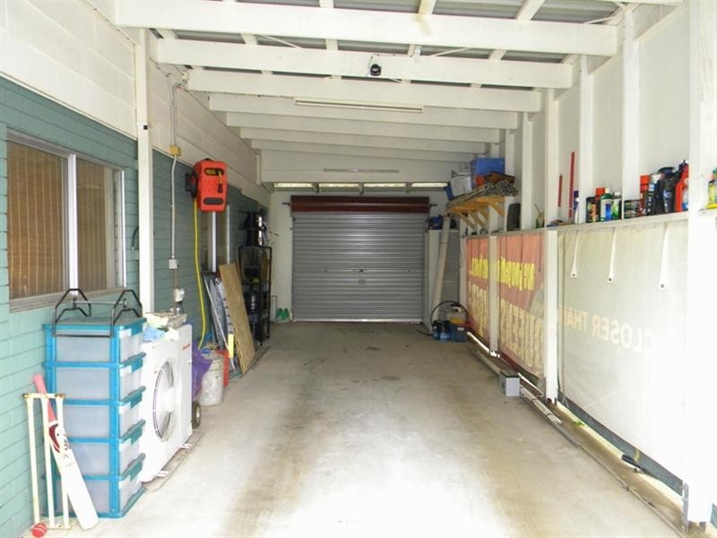 44 Medcraf Street, Park Avenue QLD 4701