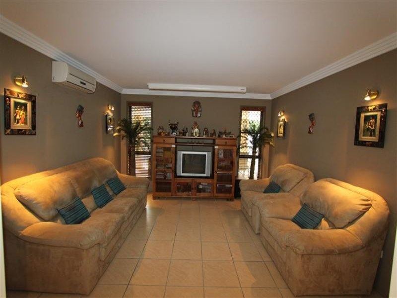 2 Magnolia Court, Frenchville QLD 4701