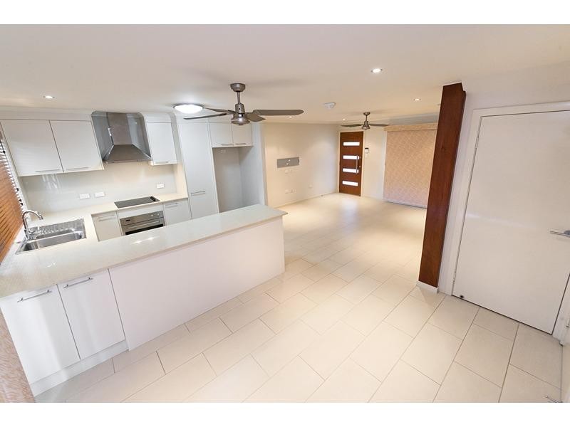 3/75 Edington Street, Berserker QLD 4701