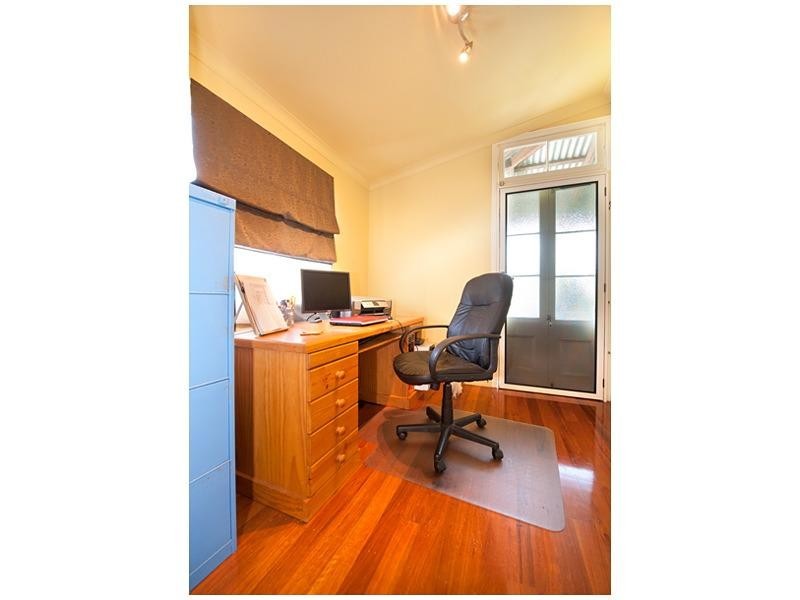65 West Street, The Range QLD 4700