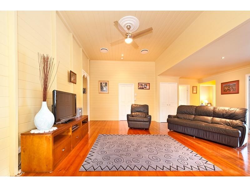 65 West Street, The Range QLD 4700