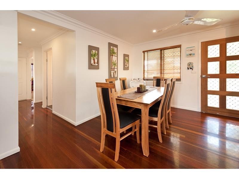59 Buzacott Street, Park Avenue QLD 4701