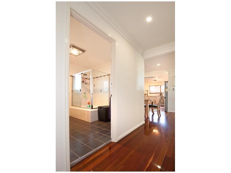 59 Buzacott Street, Park Avenue QLD 4701