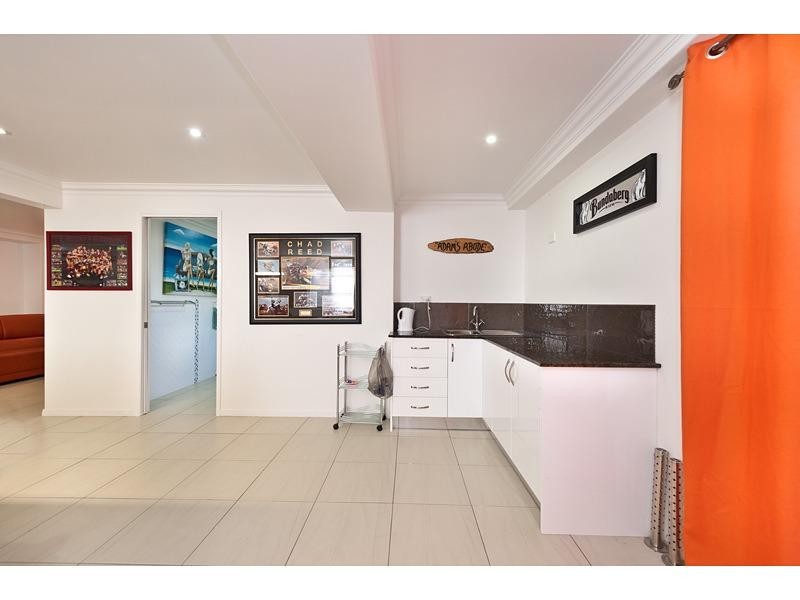 59 Buzacott Street, Park Avenue QLD 4701