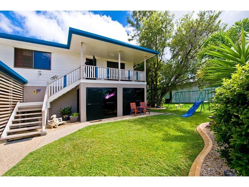 59 Buzacott Street, Park Avenue QLD 4701