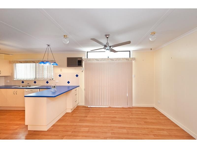 15 Brosnan Crescent, Parkhurst QLD 4702