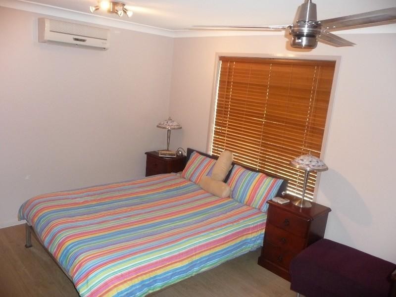 2/15 Poole Street, Kawana QLD 4701