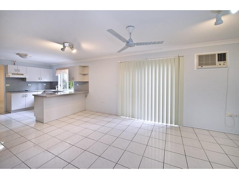 288 Farm Street, Kawana QLD 4701