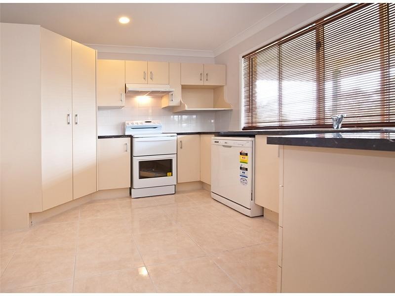 7 Orana Place, Kawana QLD 4701