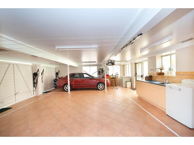 279 Mills Avenue, Frenchville QLD 4701