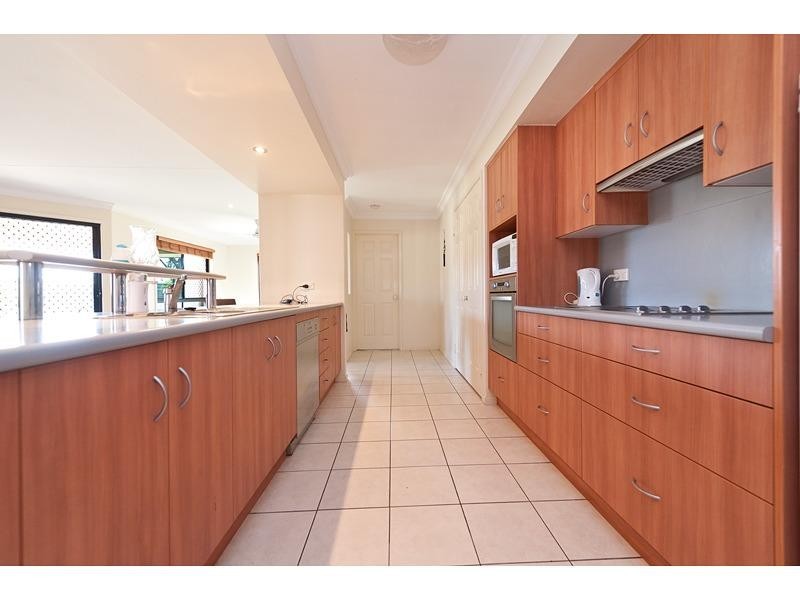 23 Jacaranda Place, Norman Gardens QLD 4701