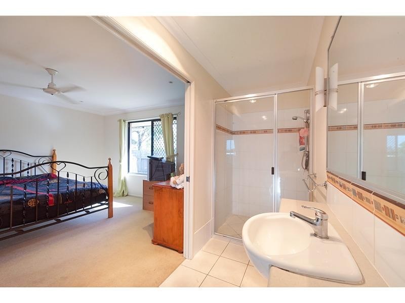 23 Jacaranda Place, Norman Gardens QLD 4701