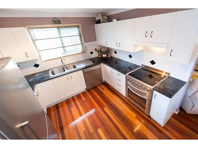 8 McMurtrie Street, Kawana QLD 4701