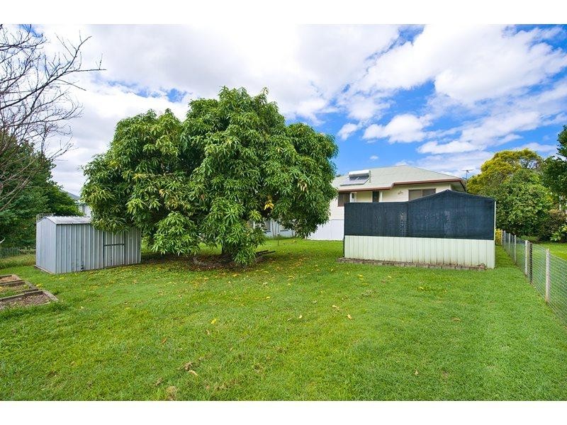 177 Earl Street, Berserker QLD 4701