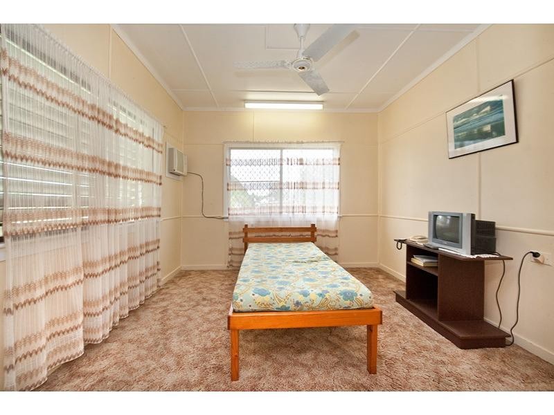 177 Earl Street, Berserker QLD 4701