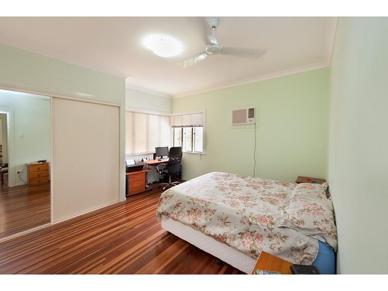 27 Bawden Street, Berserker QLD 4701