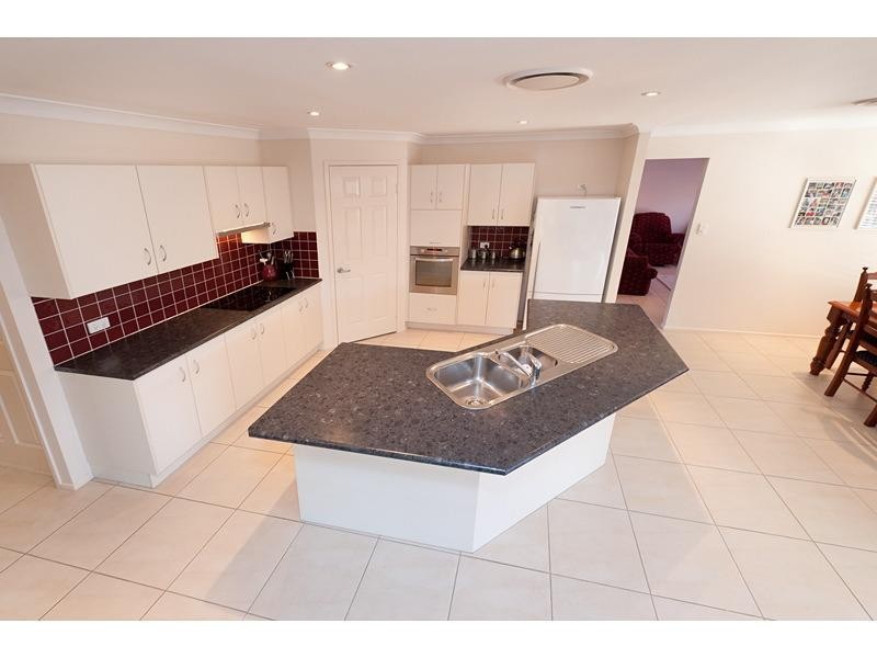 70 Corella Drive, Gracemere QLD 4702