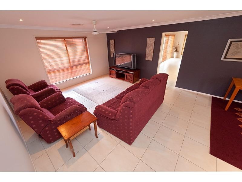 70 Corella Drive, Gracemere QLD 4702