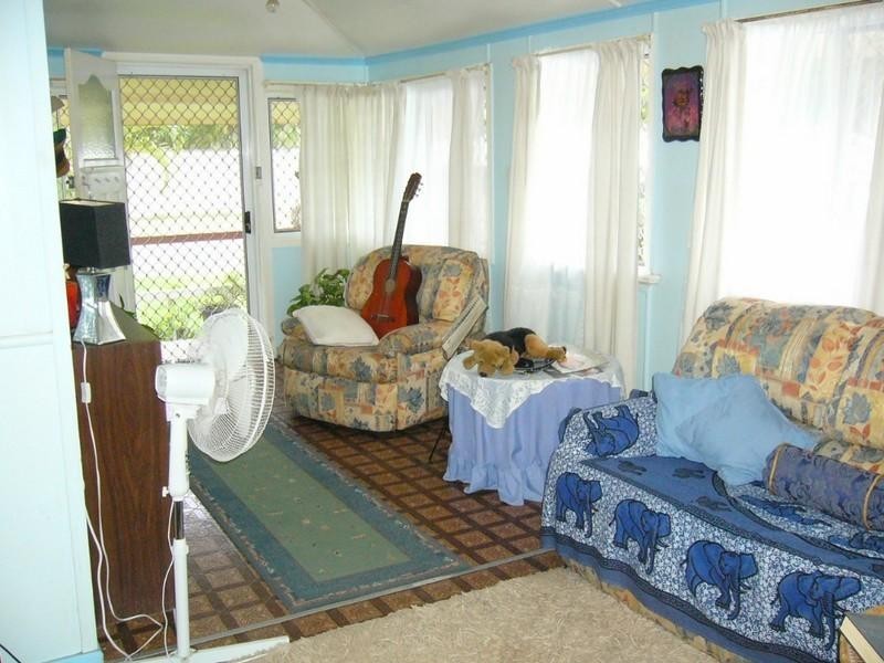 250 Grubb Street, Koongal QLD 4701