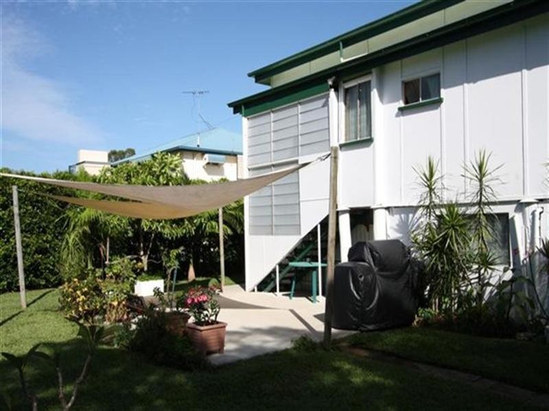 6 Medcraf Street, Park Avenue QLD 4701