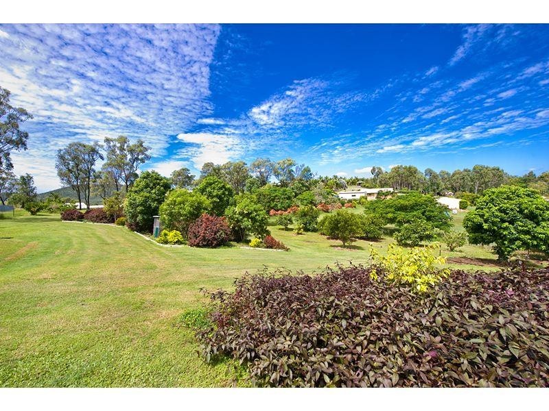 30 Strelow Avenue, Glenlee QLD 4711