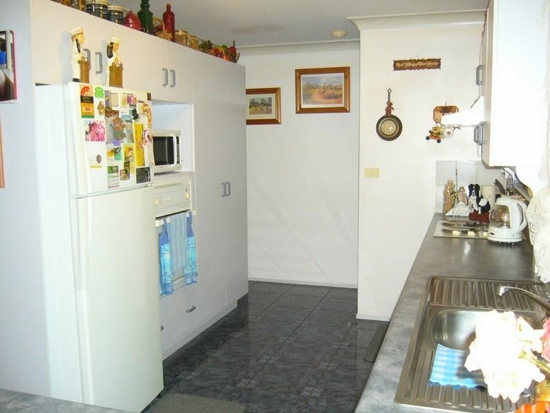 15 Misfeld Close, Gracemere QLD 4702