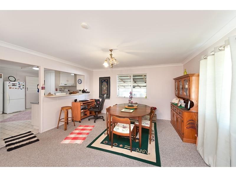 14 Bernard Street, Berserker QLD 4701