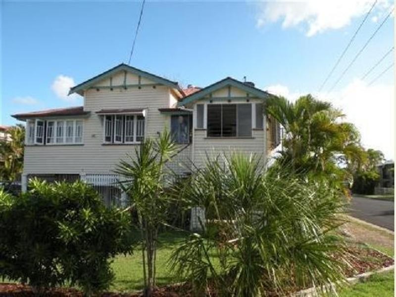 9 Meade Street, Wandal QLD 4700