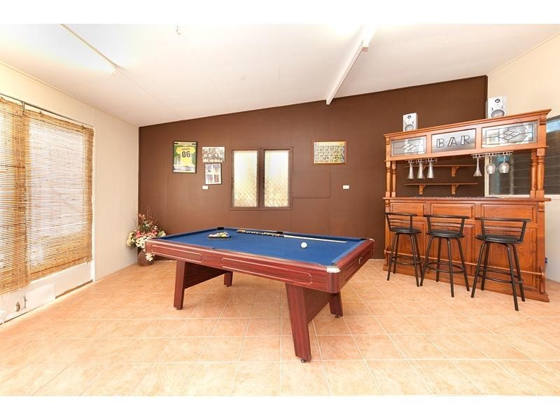 15 Rose Street, Koongal QLD 4701