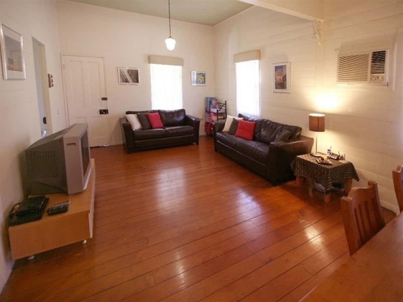 186 Agnes Street, The Range QLD 4700