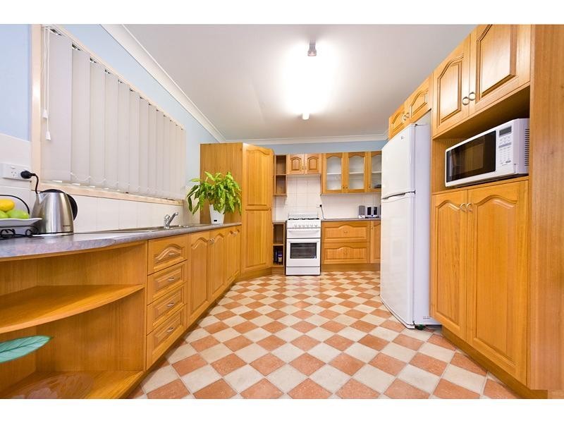 380 Philp Avenue, Frenchville QLD 4701