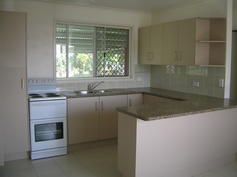 158 Peter Street, Berserker QLD 4701