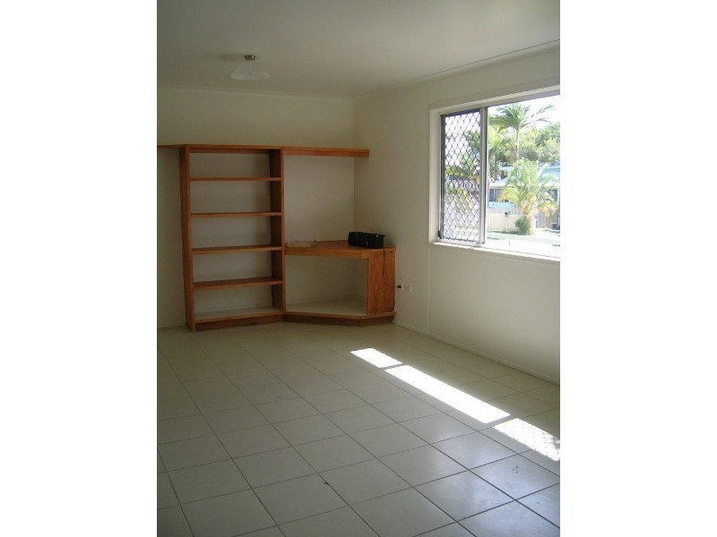 158 Peter Street, Berserker QLD 4701