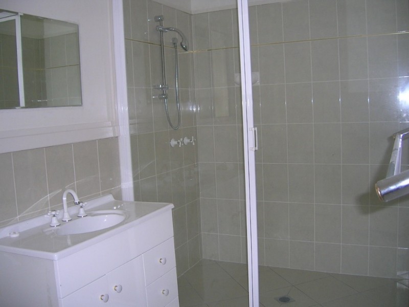 158 Peter Street, Berserker QLD 4701