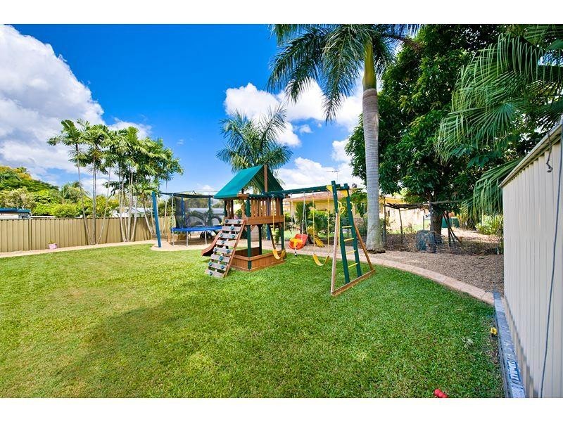 59 Buzacott Street, Park Avenue QLD 4701