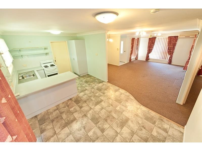 2 Ingham Street, Kawana QLD 4701