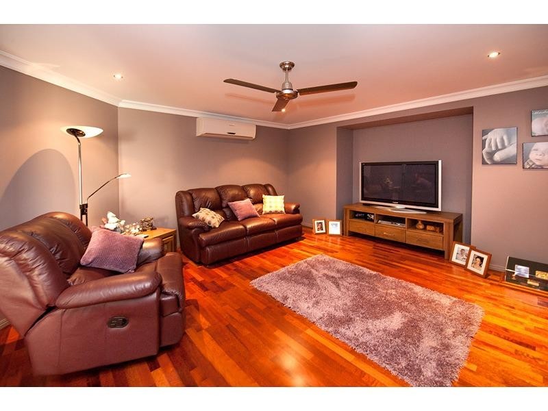 9 Stirling Drive, Rockyview QLD 4701