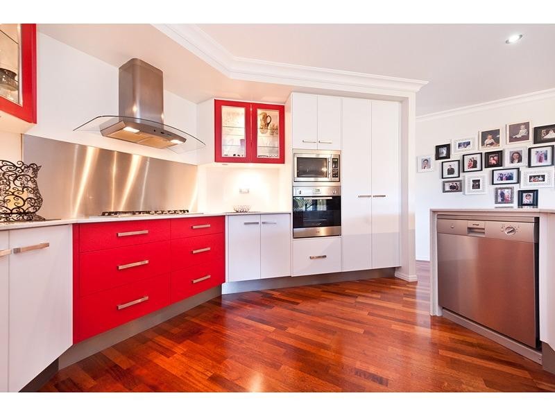 9 Stirling Drive, Rockyview QLD 4701