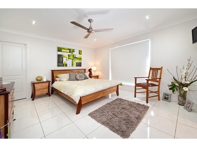 9 Stirling Drive, Rockyview QLD 4701