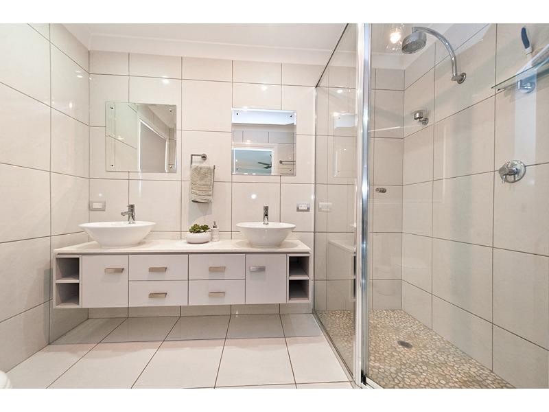 9 Stirling Drive, Rockyview QLD 4701