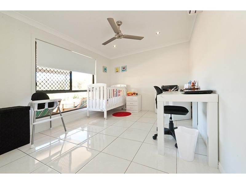 9 Stirling Drive, Rockyview QLD 4701