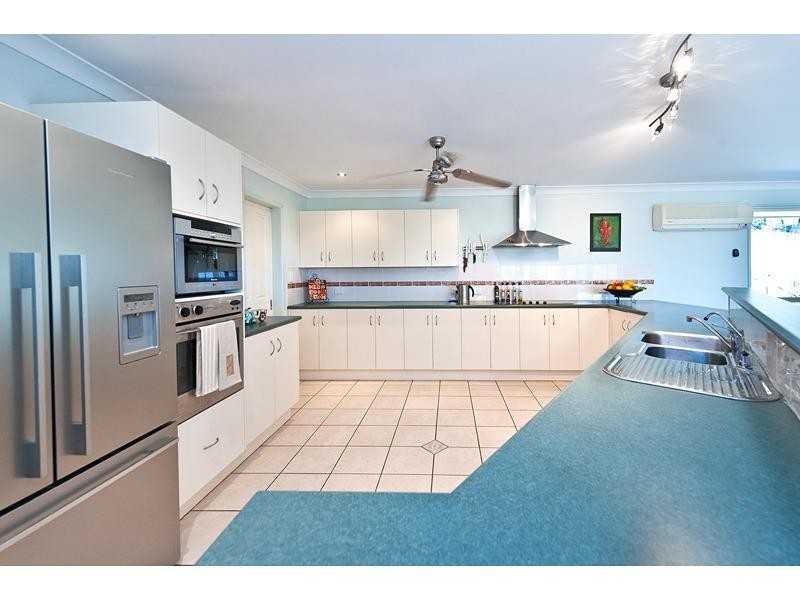 30 Mark Acton Close, Rockyview QLD 4701