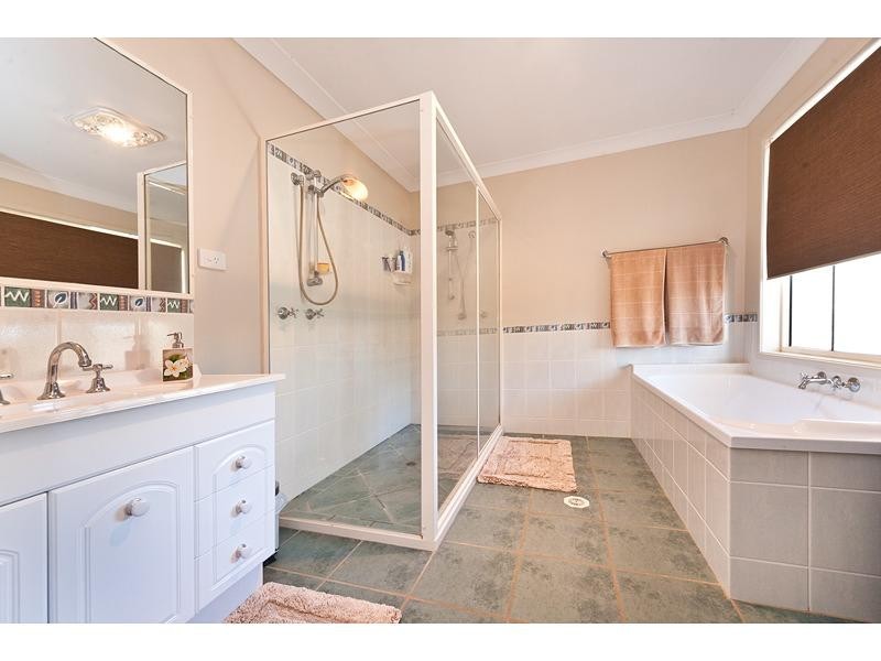 30 Mark Acton Close, Rockyview QLD 4701