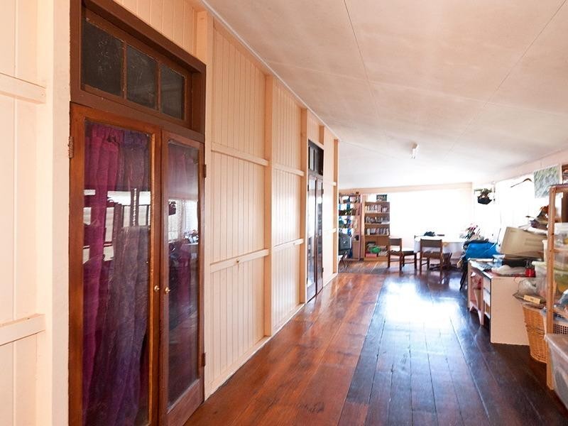 8 Jones Street, Wandal QLD 4700