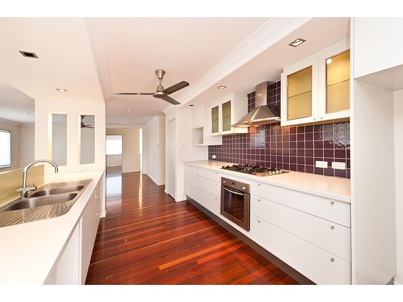 7 Bauhinia Terrace, The Range QLD 4700