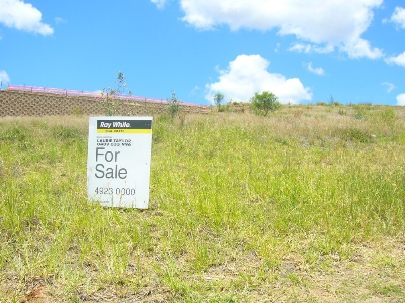 3 Foale Court, Kawana QLD 4701